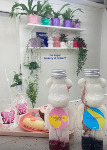 필로베이커리, 홍대카페 중 홍익로 인근 2층 매장으로 소개되는 곳